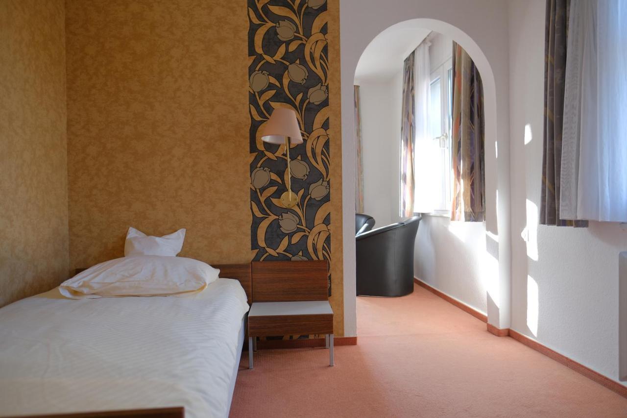 Parkhotel Goldlinde Боденвердер Екстер'єр фото